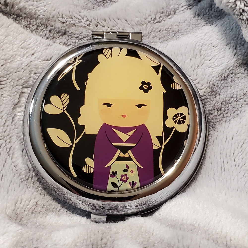 Kimmidoll Compact Mirror